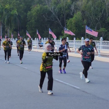 Runner Photo 7107511