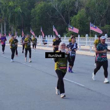 Runner Photo 7107516
