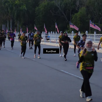 Runner Photo 7107523