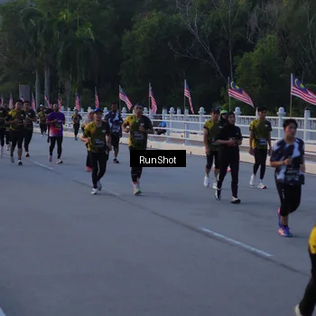 Runner Photo 7107526