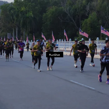 Runner Photo 7107527
