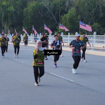 Runner Photo 7107530