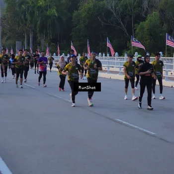 Runner Photo 7107534
