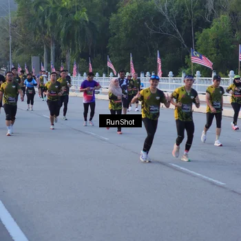 Runner Photo 7107544