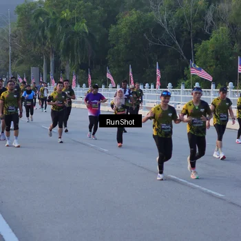 Runner Photo 7107552