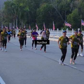 Runner Photo 7107553