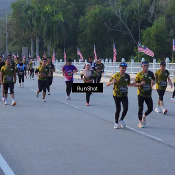 Runner Photo 7107555