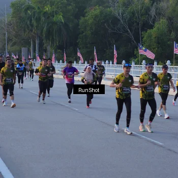 Runner Photo 7107556
