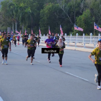 Runner Photo 7107565