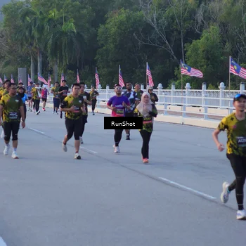 Runner Photo 7107567