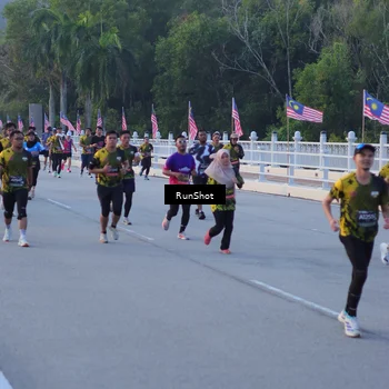 Runner Photo 7107571