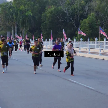 Runner Photo 7107574