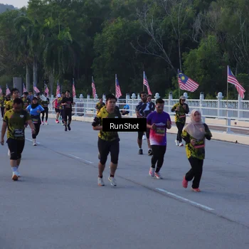 Runner Photo 7107580