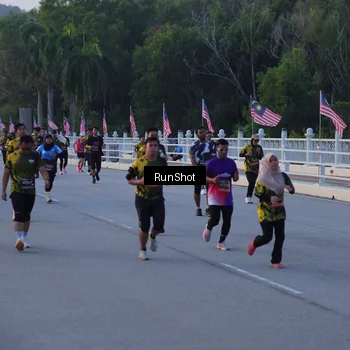 Runner Photo 7107581