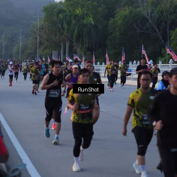 Runner Photo 7107601