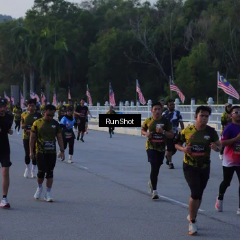 Runner Photo 7107603