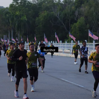 Runner Photo 7107605