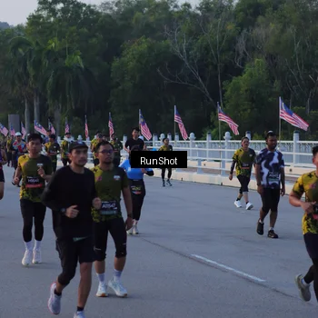Runner Photo 7107608