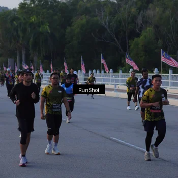 Runner Photo 7107610