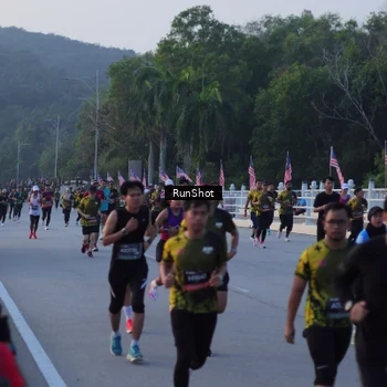 Runner Photo 7107620