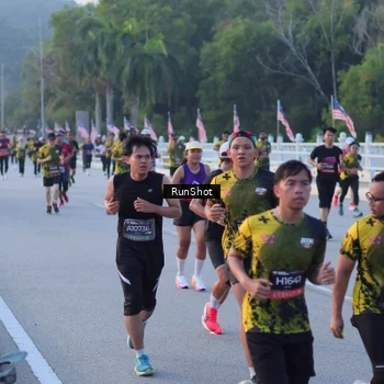 Runner Photo 7107626