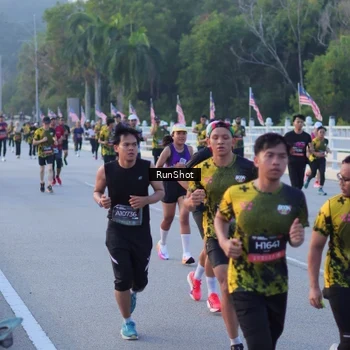 Runner Photo 7107627