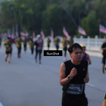 Runner Photo 7107633