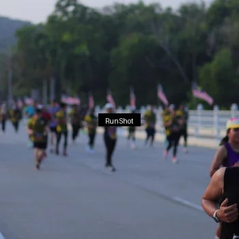 Runner Photo 7107641