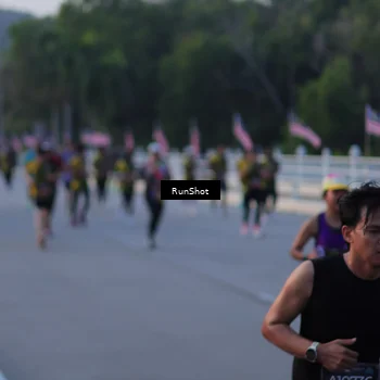 Runner Photo 7107642