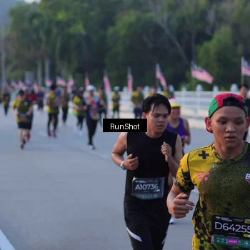 Runner Photo 7107645