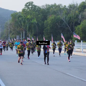 Runner Photo 7107648