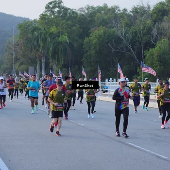 Runner Photo 7107660