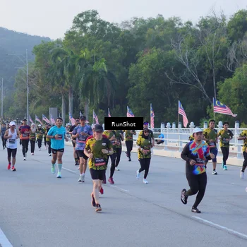 Runner Photo 7107662