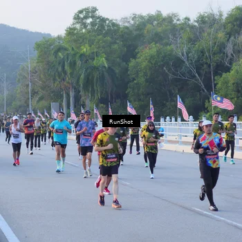 Runner Photo 7107669