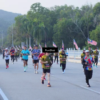 Runner Photo 7107671
