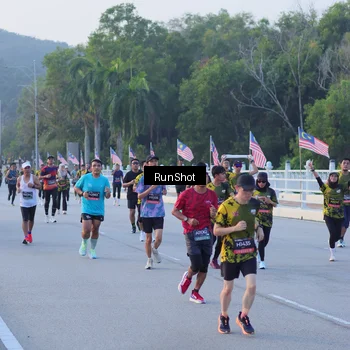 Runner Photo 7107678