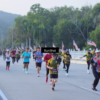 Runner Photo 7107687