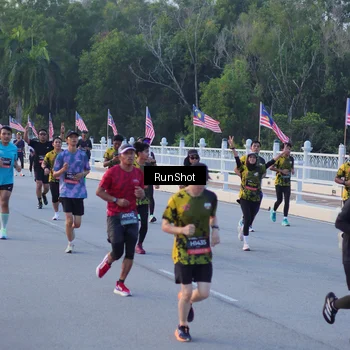 Runner Photo 7107691