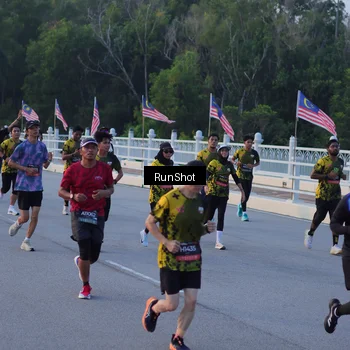 Runner Photo 7107697