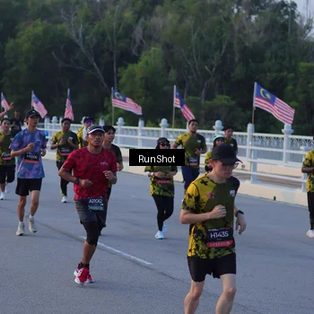 Runner Photo 7107700