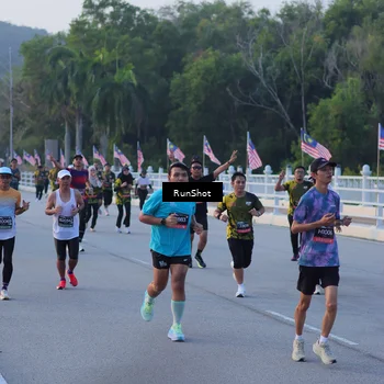Runner Photo 7107720