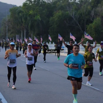 Runner Photo 7107729