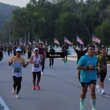 Runner Photo 7107730