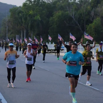 Runner Photo 7107732