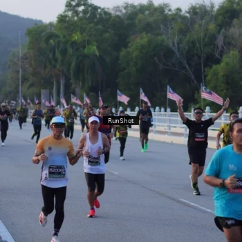 Runner Photo 7107739