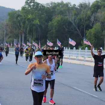Runner Photo 7107752