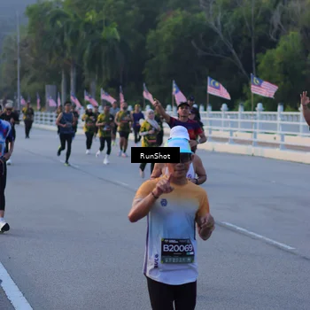 Runner Photo 7107756