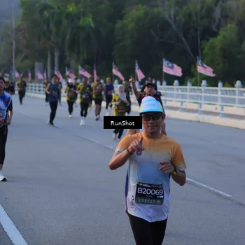 Runner Photo 7107758