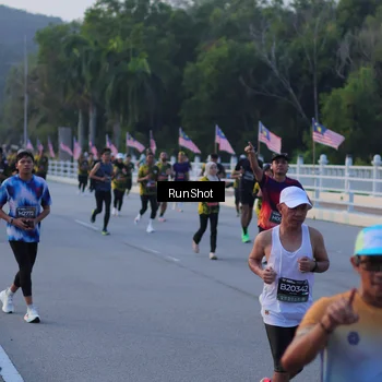 Runner Photo 7107760