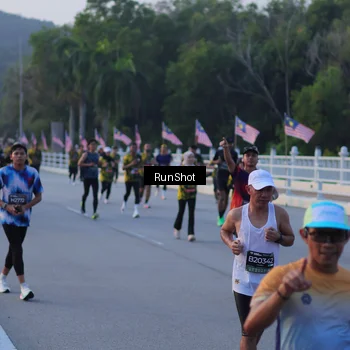 Runner Photo 7107762
